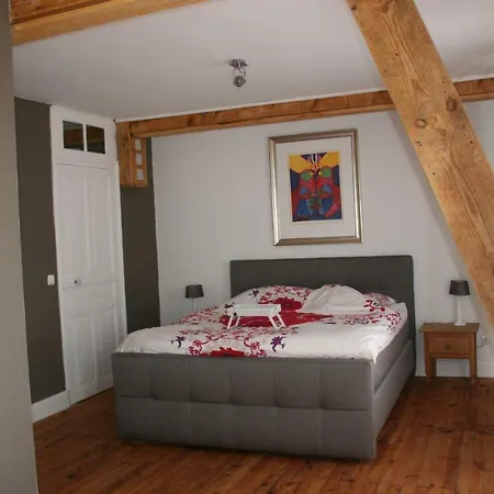 Quatre Saisons Bed & Breakfast